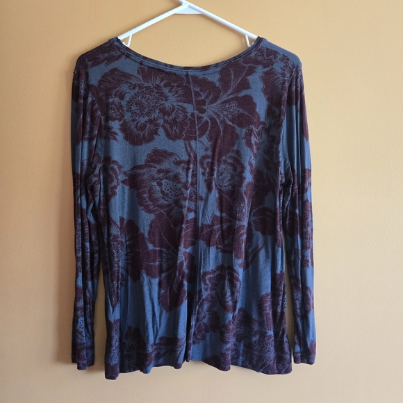 Vera Wang top, size M-L - Picture 4 of 6